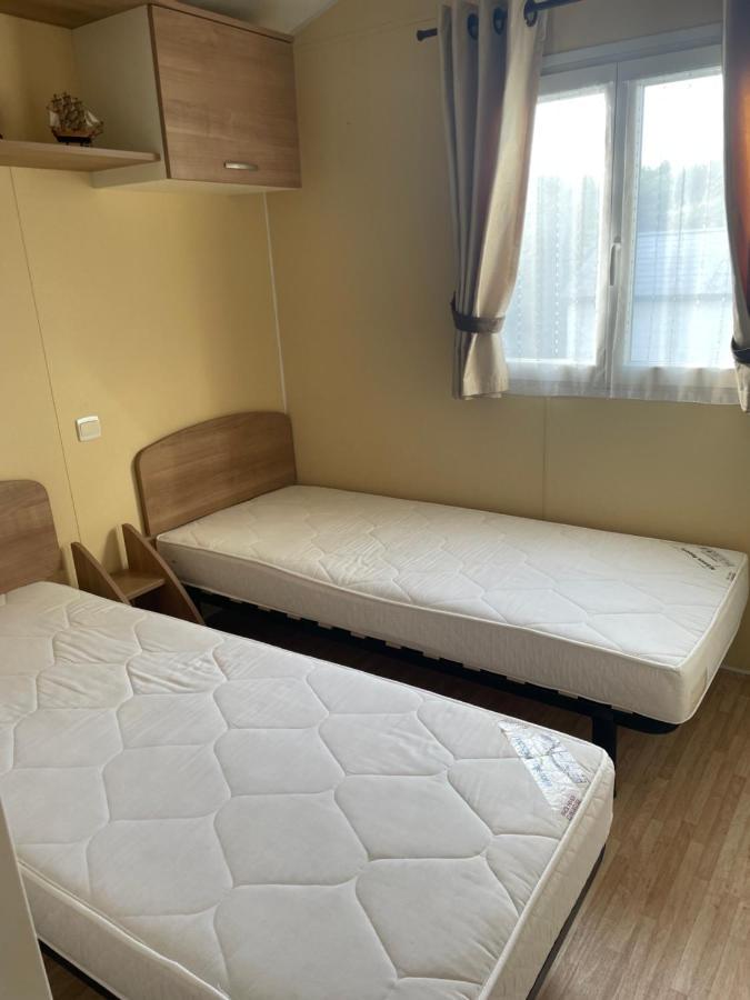 Mobil Home Parfait Etat Sur Camping Arvert Exteriör bild